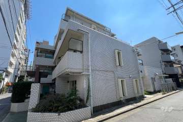 ハイタウン駒沢公園の外観（北側から）