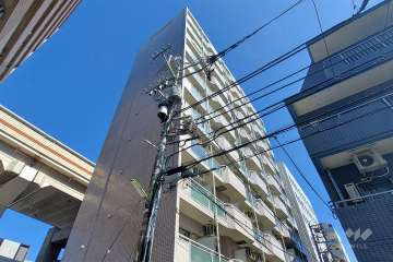 スカイコート明大前第２の外観（南西側から）