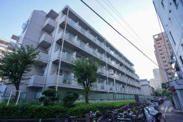 トップ明大前第3の外観（北東側から）