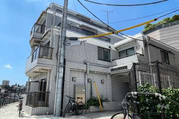 グランデール池尻の外観（北側から）