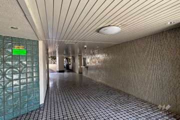 エントランスホール