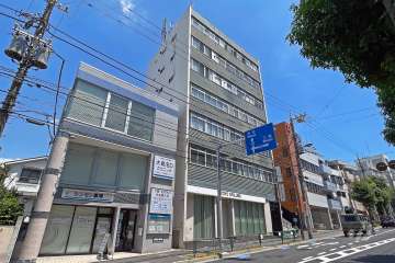 ハイツ池の上の外観（南西側から）