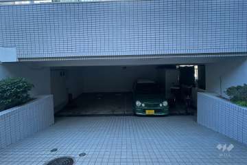 敷地内駐車場（屋内平面式）