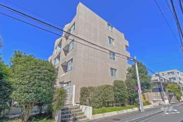 リリファ世田谷上野毛の外観（南側から）