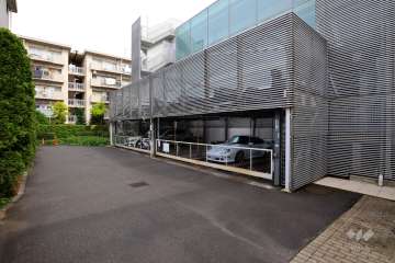敷地内駐車場（屋外機械式）