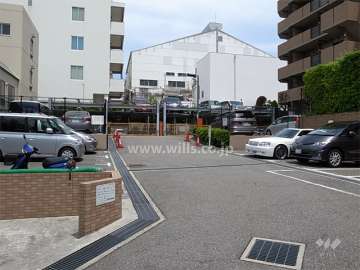 敷地内駐車場