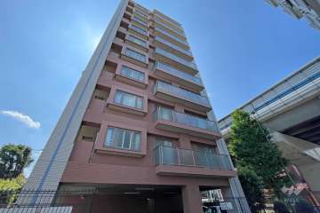 ライオンズグローベル桜新町の外観（南東側から）