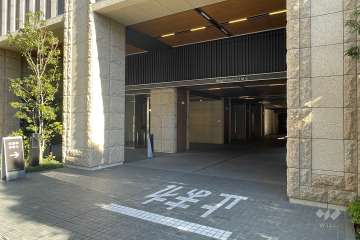 駐車場の出入り口