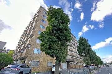 パラスト芦花公園の外観（南東側から）