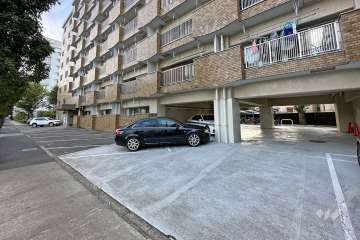 敷地内駐車場（屋外平面式・屋内平面式）