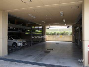 敷地内駐車場（機械式）