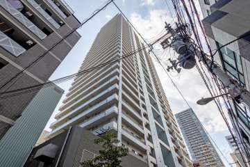 ライオンズマンション大阪スカイタワーの外観（北東側から）