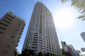 高輪ザレジデンスの外観(北西側)