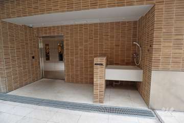 駐輪場出入り口