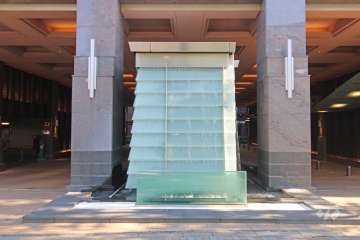 マンションの銘板