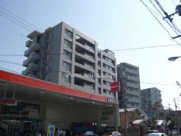 外観（北西側から見る）