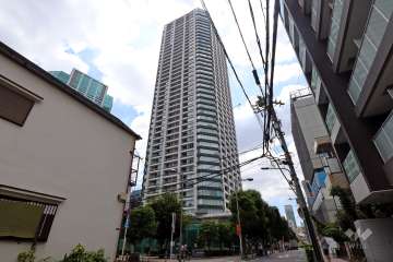 白金タワーの外観(北西側から)