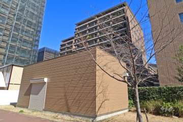 広尾ガーデンフォレスト椿レジデンスG棟の外観（南西側から）