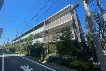 ザ・パークハウス上原の外観（南東側から）