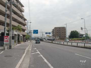 敷地の南側には国道171号線が走っています。