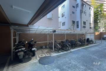 駐輪場、バイク置場