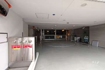 敷地内駐車場（屋内機械式）