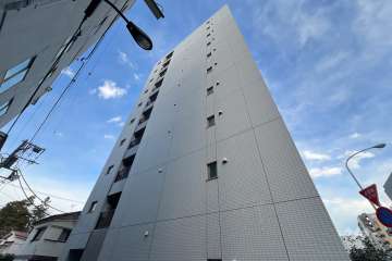 グランドコンシェルジュ神楽坂アルファの外観（南西側から）