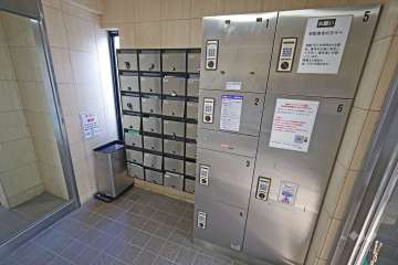 宅配ボックスと共用ポスト