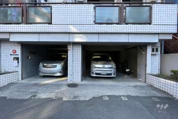 敷地内駐車場（屋外平面式）