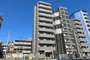 スカイコート高田馬場第6の外観（南西側から）