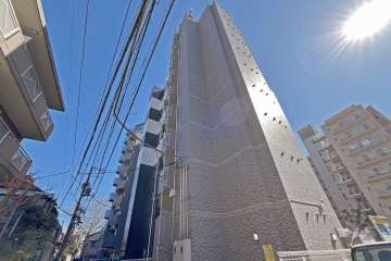 スカイコート高田馬場第6の外観（北西側から）