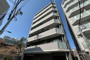 メイクスデザイン高田馬場の外観（南東側から）