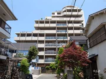 パレ伊丹ファインステイの外観（南側から）