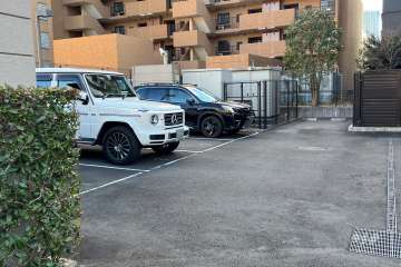 敷地内駐車場（屋外平面式）