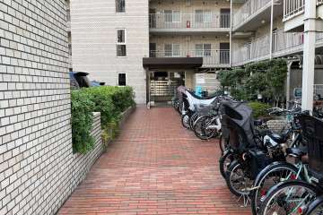 エントランスアプローチ