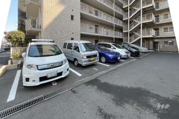 敷地内駐車場（屋外平面式）