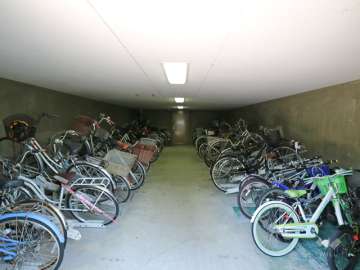 自転車置場（屋内）