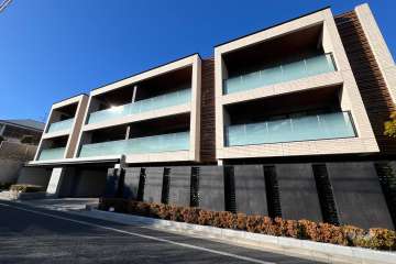 パークナード目白御留山の外観（南東側から）