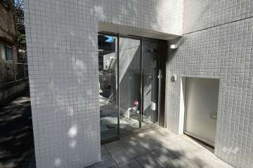 駐輪場の出入り口