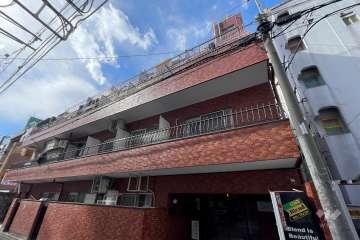 パレドール歌舞伎町第2の外観（北東側から）