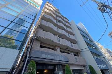 新宿サニーコートパークサイドの外観（南西側から）