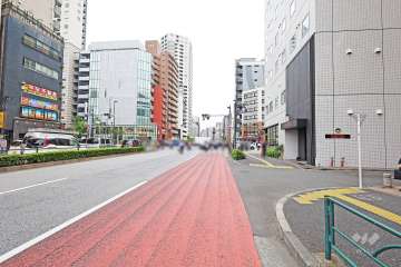 敷地北側の前面道路