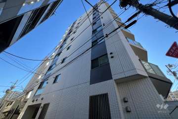 グローリオ新宿夏目坂の外観（北西側から）