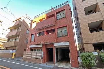 ライオンズマンション牛込の外観（南東側から）