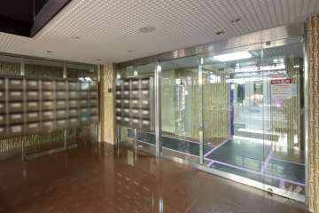 エントランスホール