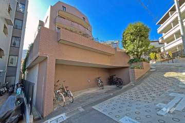 ムサシノコート早稲田の外観（北東側から）