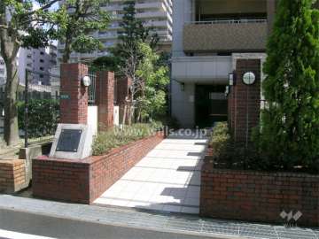 エントランスアプローチ
