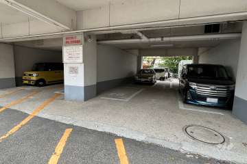 敷地内駐車場（屋内平面式）