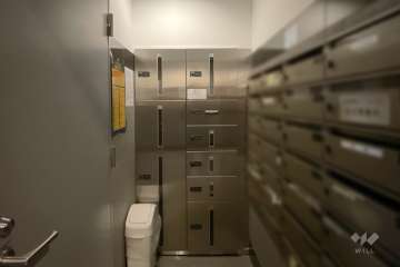 宅配ボックスと共用ポスト