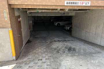 敷地内駐車場（屋内平面式）